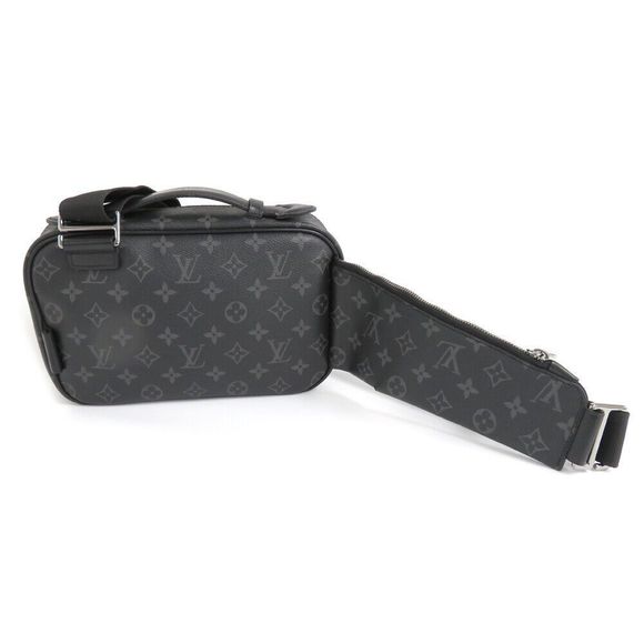 LOUIS VUITTON Monogram Eclipse Shoulder bag - Picture 3 of 9